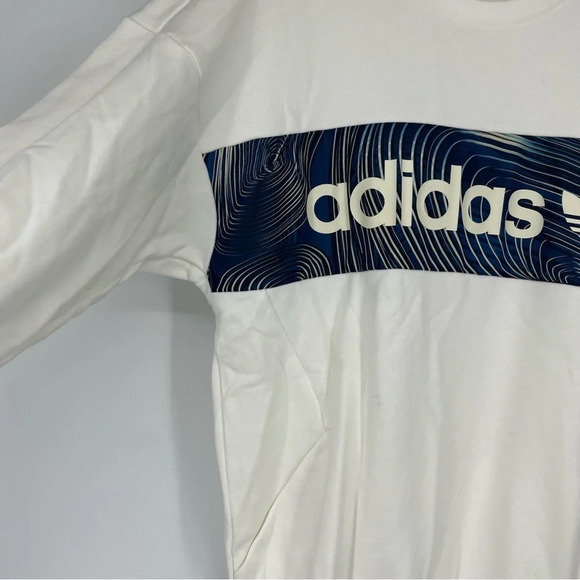 Adidas white baggy sweatshirt with blue white logo and front pocket M - Picture 2 of 4